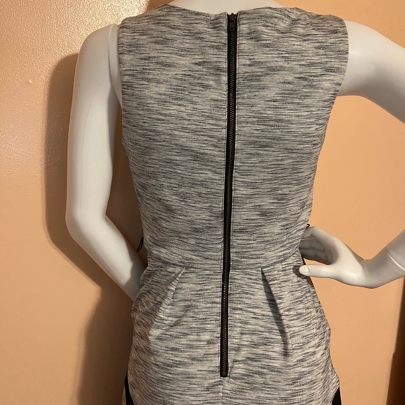 Dress with Pockets - Picture 13 of 16
